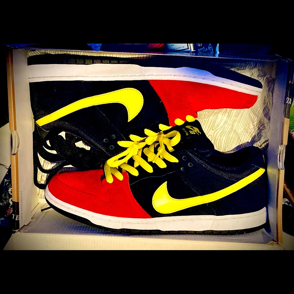 **SOLD** Nike SB Dunk “Butthead” Sz.11**SOLD**